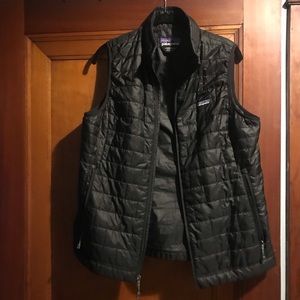 Women’s Black Patagonia Nano Puff Vest